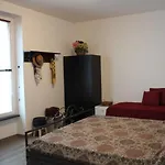 Praga Pensión 3*