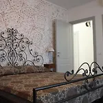 Praga Pensión 3*